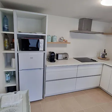 Blue House * קנוקה-הייסט